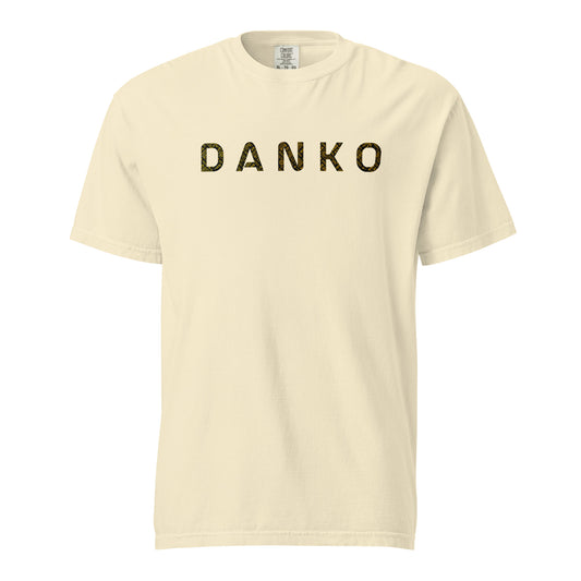 DANKO : Unisex garment-dyed heavyweight t-shirt